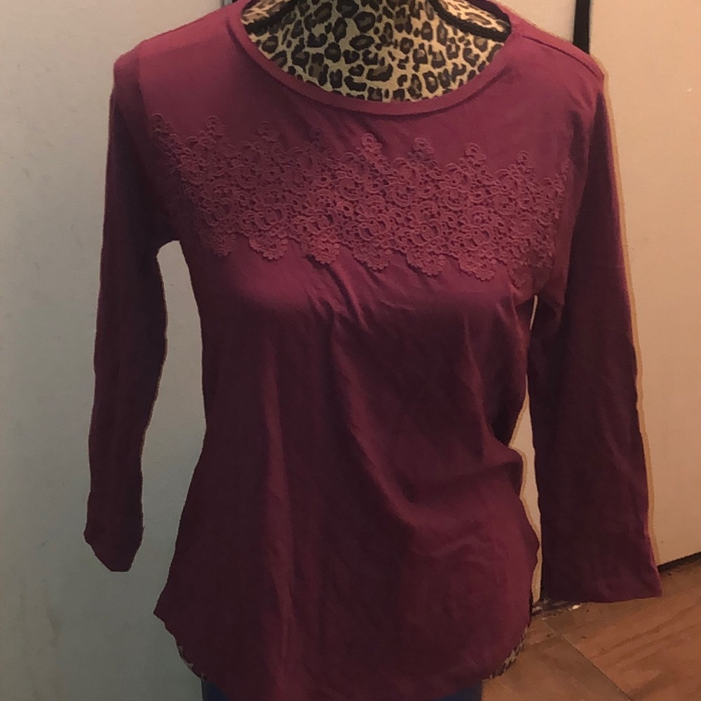 The loft outlet size small Maroon color